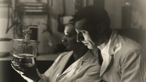 Exposition "Des Fondements de la Radioactivité aux Applications Médicales" @ Salons du Doyen